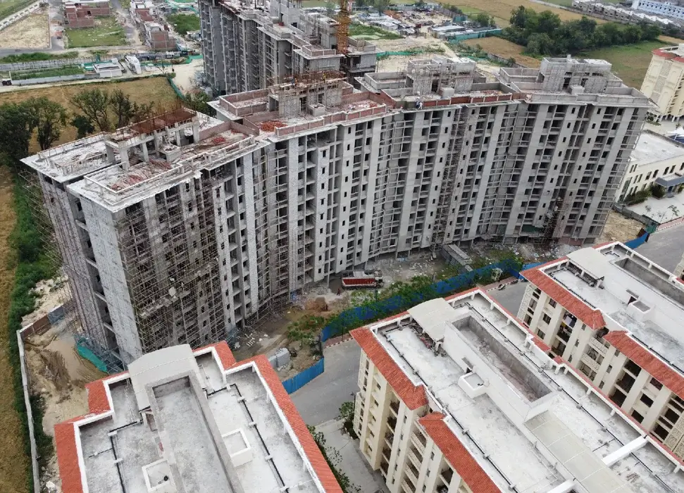 Buy 2 BHK & 3 BHK Residential Flats Near Lucknow Shalimar Mannat